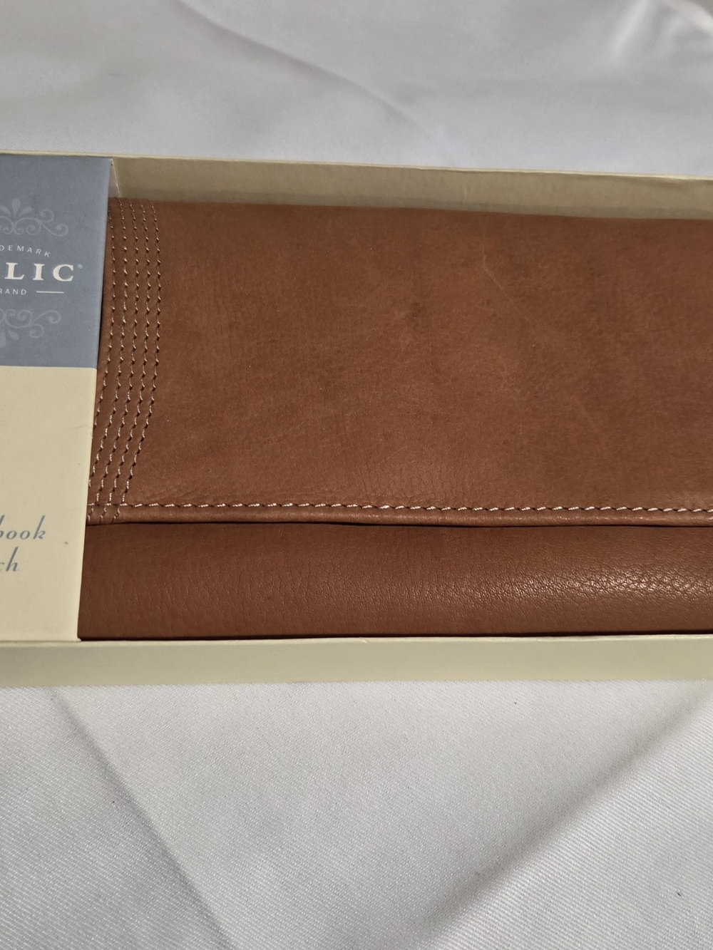 Women's Leather Wallet Clutch - Tan